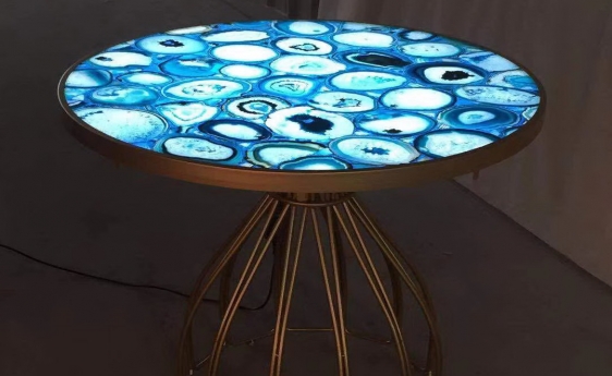 semi-precious stone top with lamp and stand-13