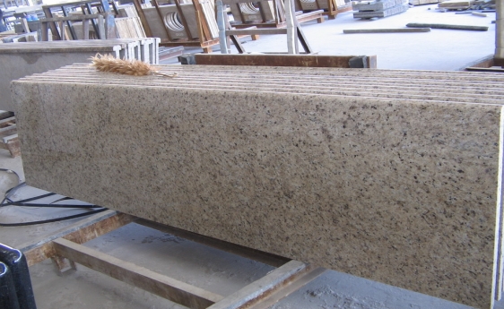 Granite countertop Giallo Ornamental